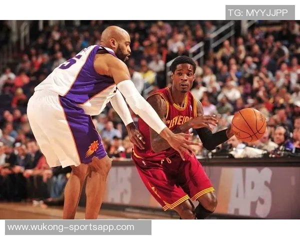 卡特布莱恩特展现灵动风采突破上篮得分引爆全场激情